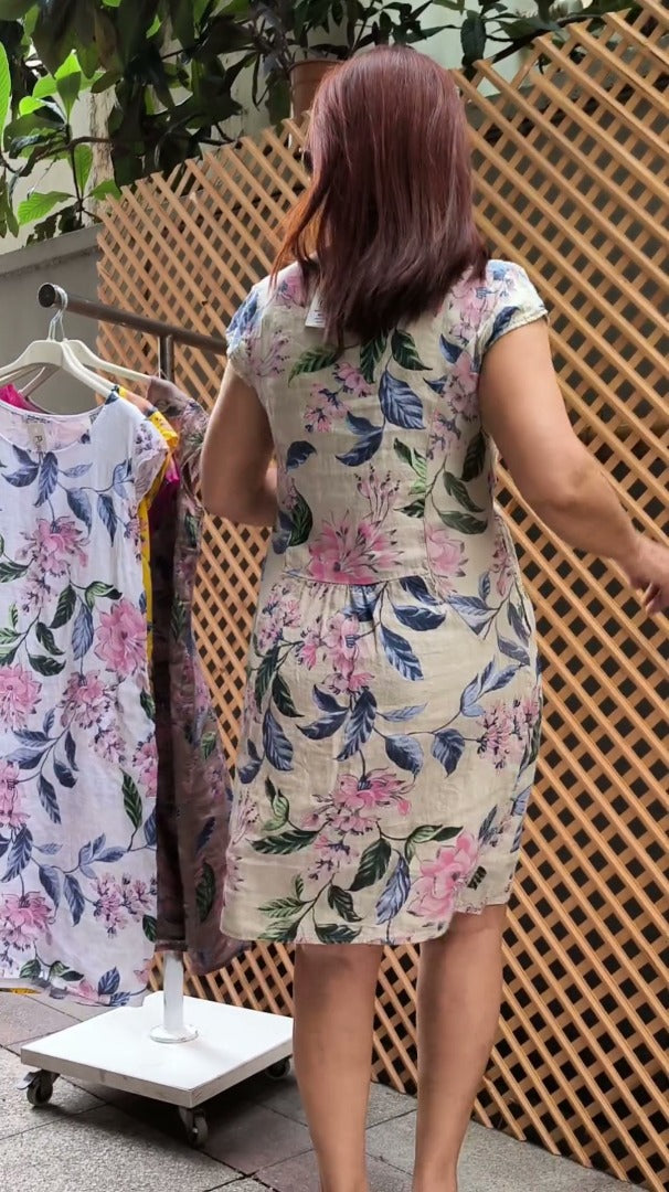 👗 Obleka s potiskom, širokimi rokavi in okroglim ovratnikom