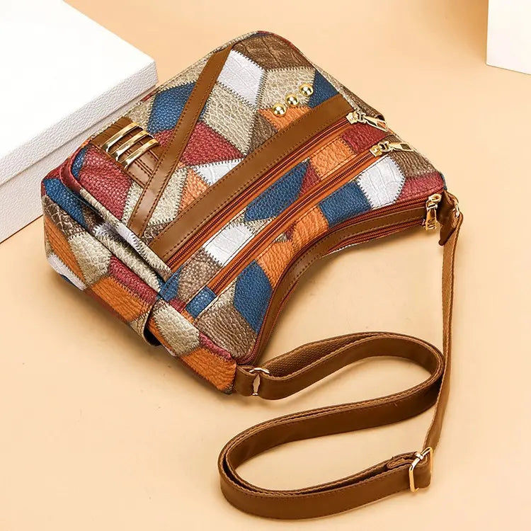 👜New trendy crossbody bag made of soft PU leather in suitable colour.