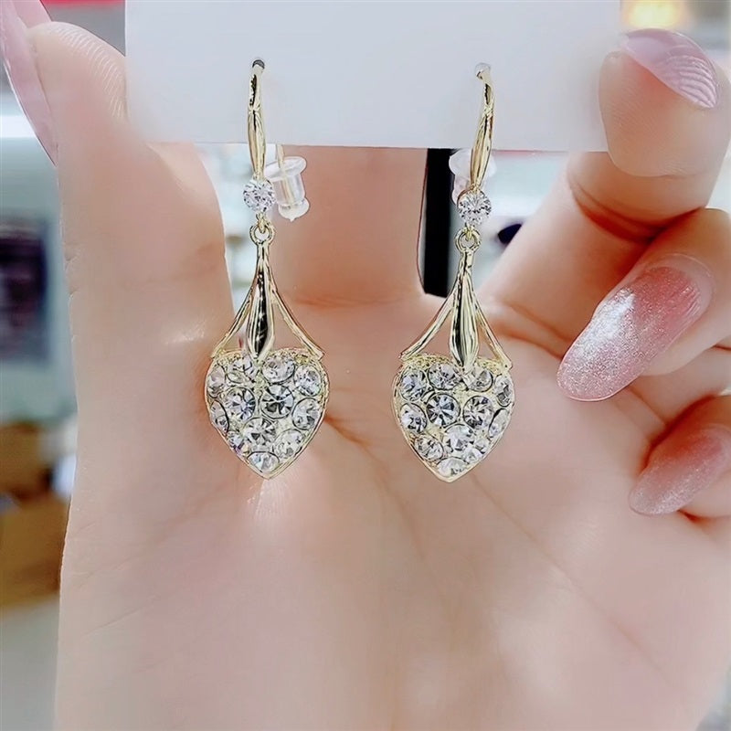 Oferta specjalna✨Kup 1 dostań 1 za darmo(2 pary)✨Nowe diamentowe kolczyki w kształcie serca