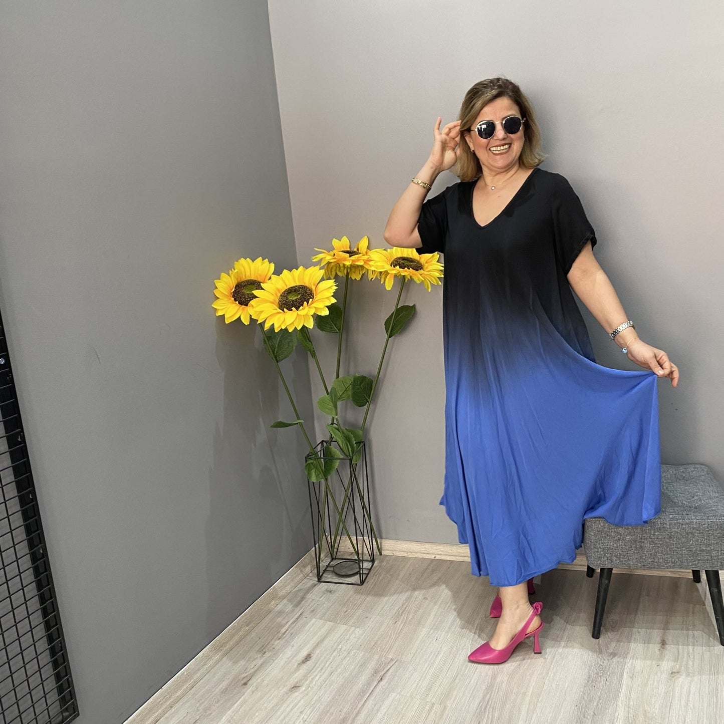 Włoska swobodna sukienka z długim rękawem i gradientem tie-dye