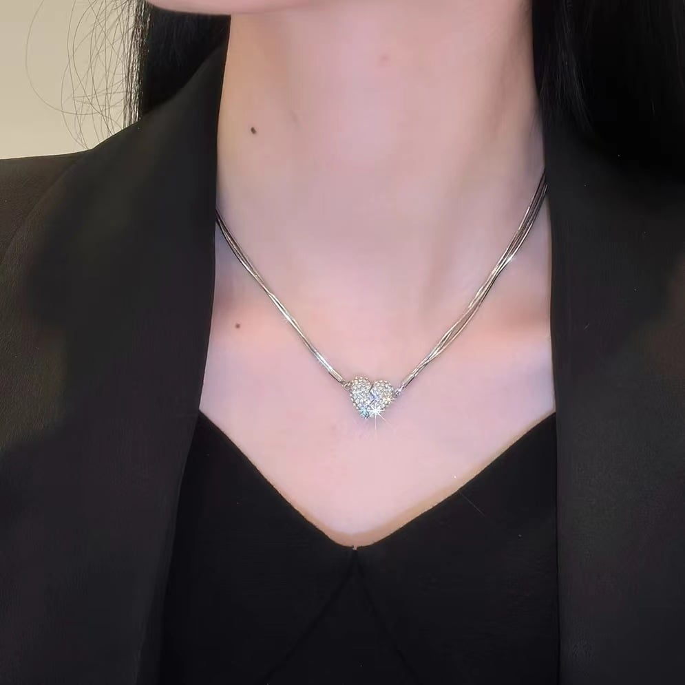 💝Колие с магнитно сърце