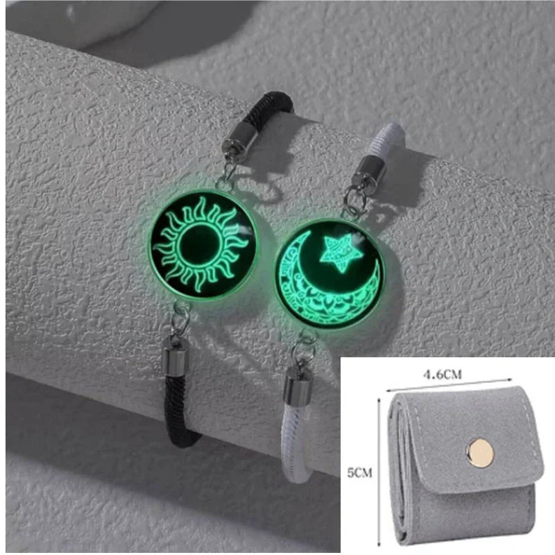 Слънце и Луна – Една душа. 💞 Гривни за двойки, които се свързват въпреки разстоянието.