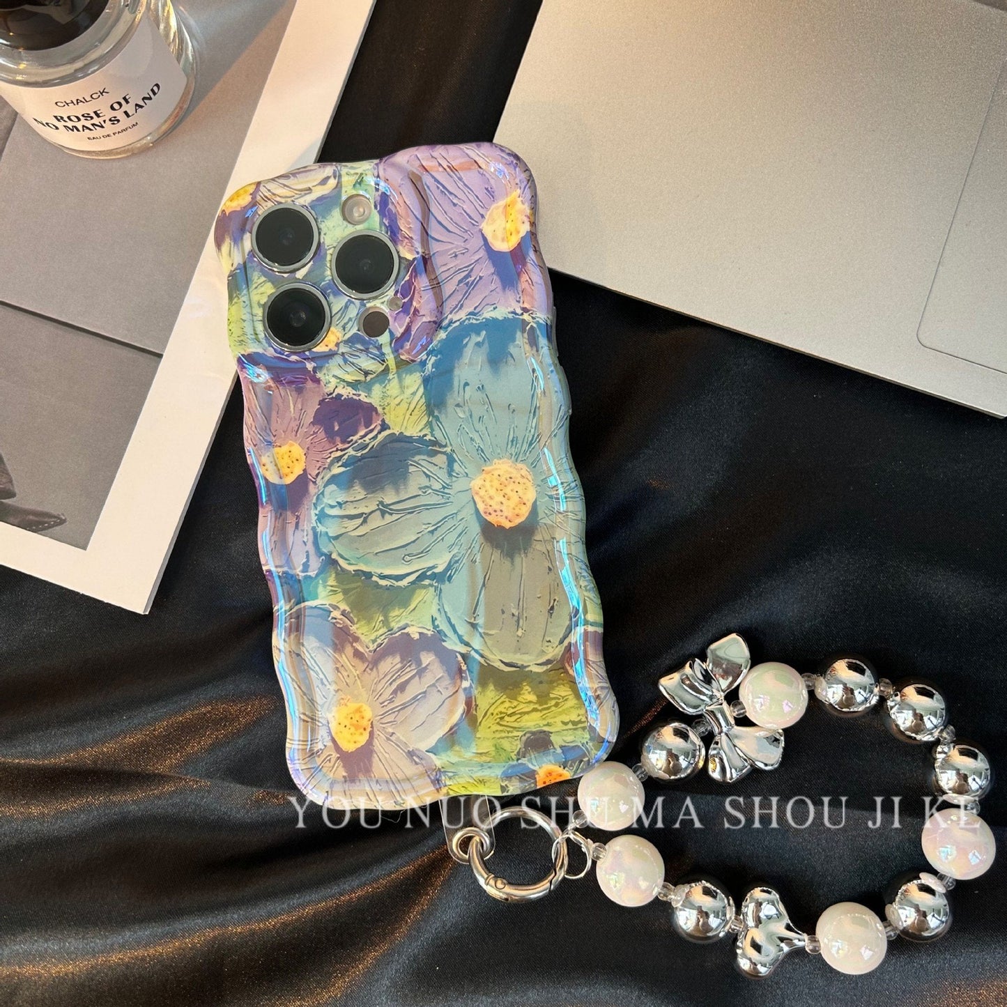 Калъф за iPhone с цветна маслена картина