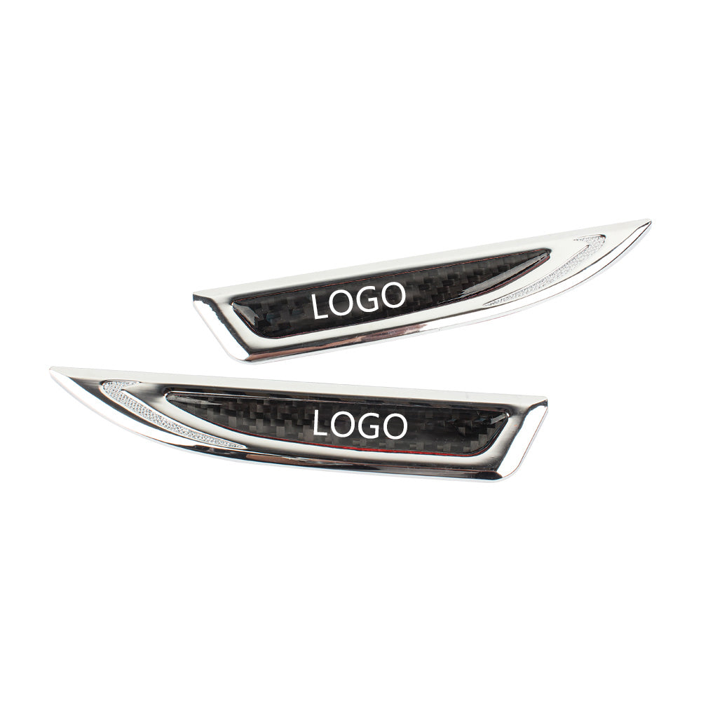 Naklejka samochodowa uniwersalna z logo, metalowa, personalizowana (2 szt.)