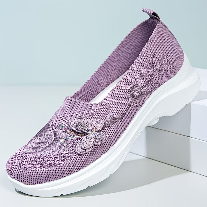 Damskie mokasyny z haftem motyli