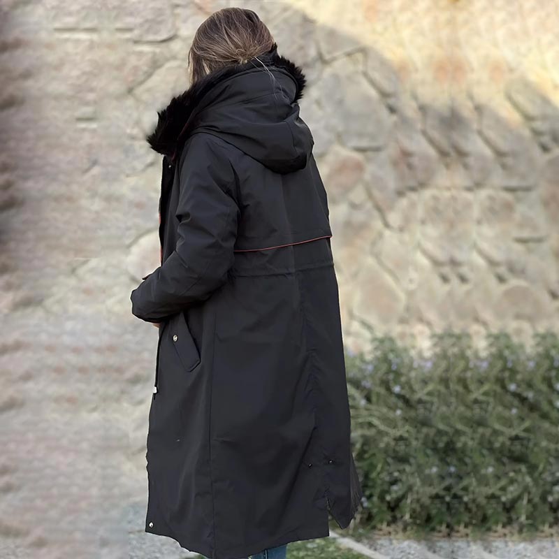 Zimowy płaszcz damski z kapturem i futrzanym kołnierzem Casual Parka